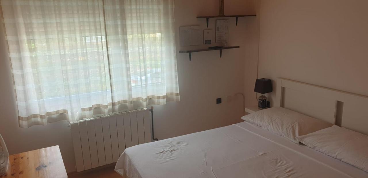 Apartments And Rooms Ivana คิร์ก ภายนอก รูปภาพ