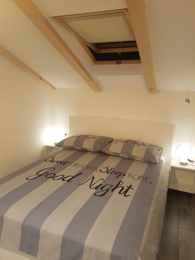 Apartments And Rooms Ivana คิร์ก ภายนอก รูปภาพ
