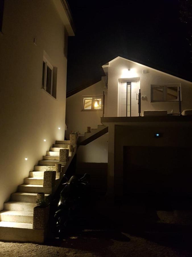 Apartments And Rooms Ivana คิร์ก ภายนอก รูปภาพ